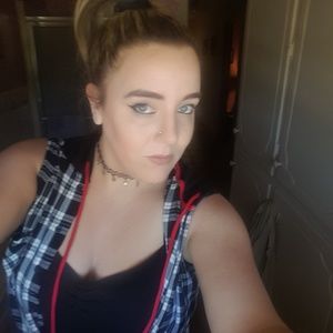 Meet your Posher, Lacey